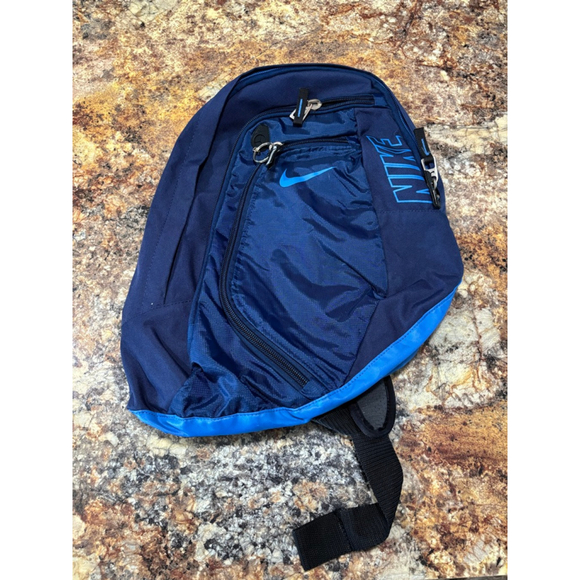 Nike Sling Backpack Crossbody - Picture 1 of 6